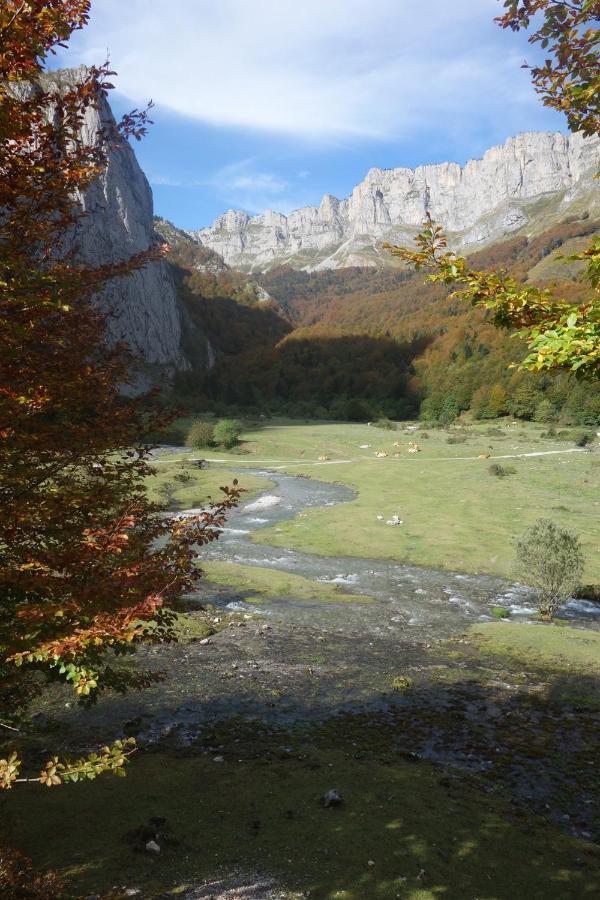 Gite Montagne Et Vie Bedous Exterior photo